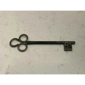 Handmade Rebar Rustic Key Wall Hanging Decor